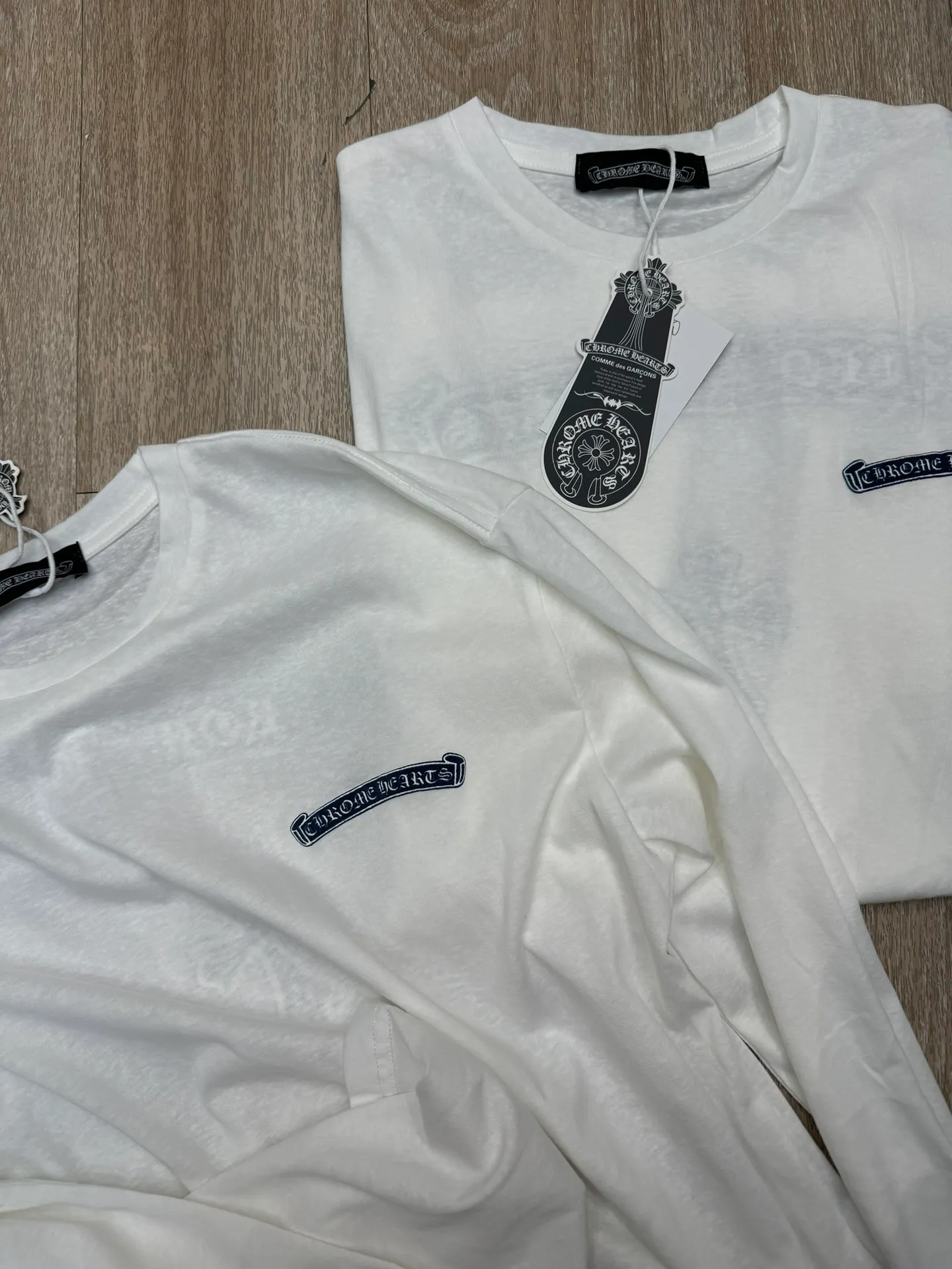 P178 M286#ChromeHeart•🇺🇸25ss Sanskrit letter printed linen thin sunscreen long sleeves ✅✅✅Ready stock Focus on quality and compare at will Size: S M L Color: White